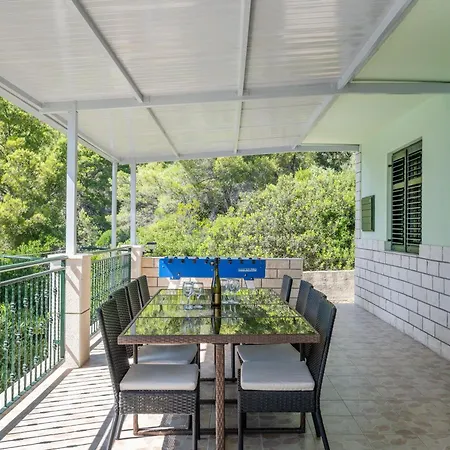 Melanie Feriehus Blato (Korcula)