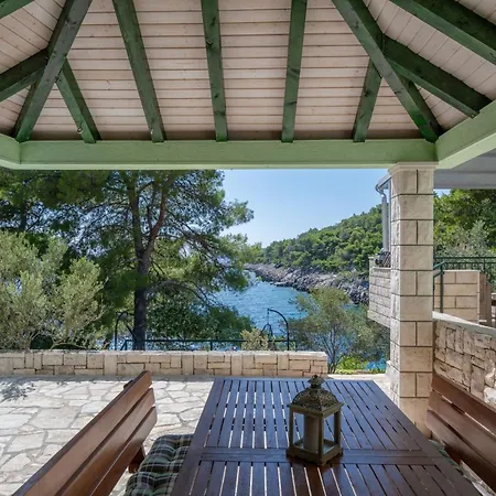 Melanie Сasa de vacaciones Blato (Korcula)